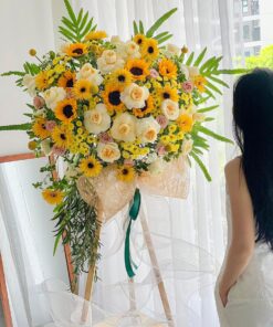 Kệ hoa khai trương hoa hướng dương