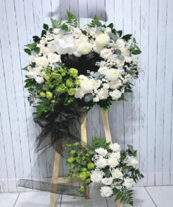 Kệ Hoa Chia Buồn